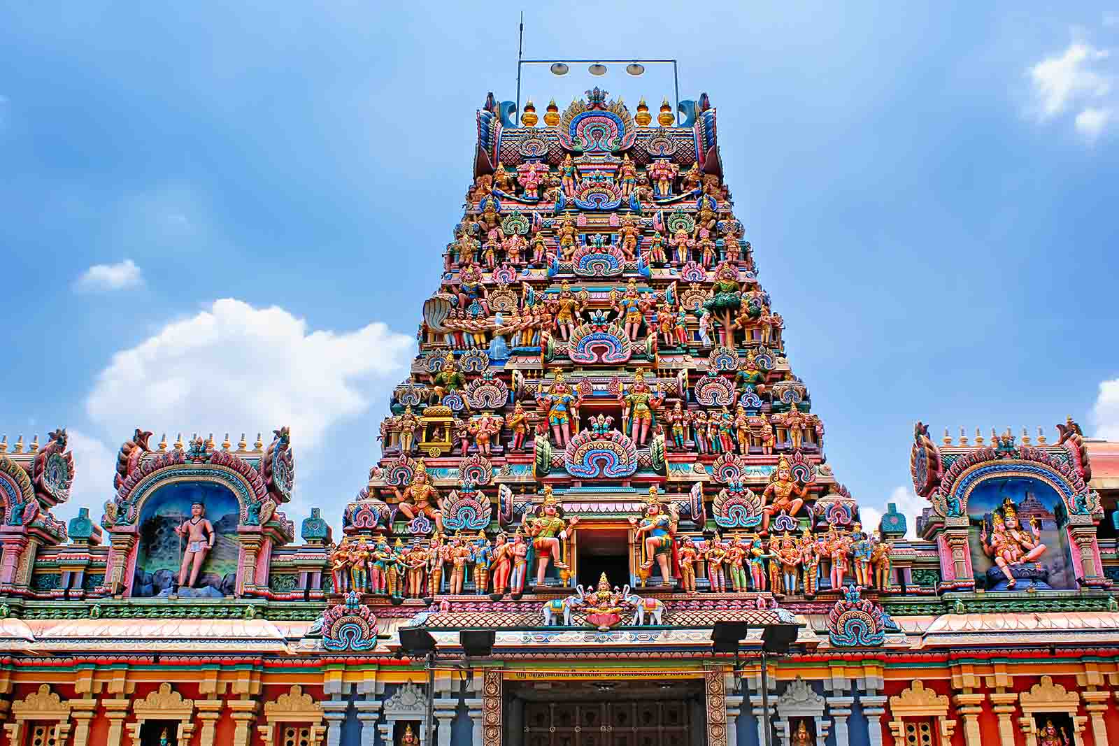 Hindu Temple at Batu Caves - Girls weekend getaway in Kuala Lumpur Hindu Temple at Batu Caves - Girls weekend getaway in Kuala Lumpur