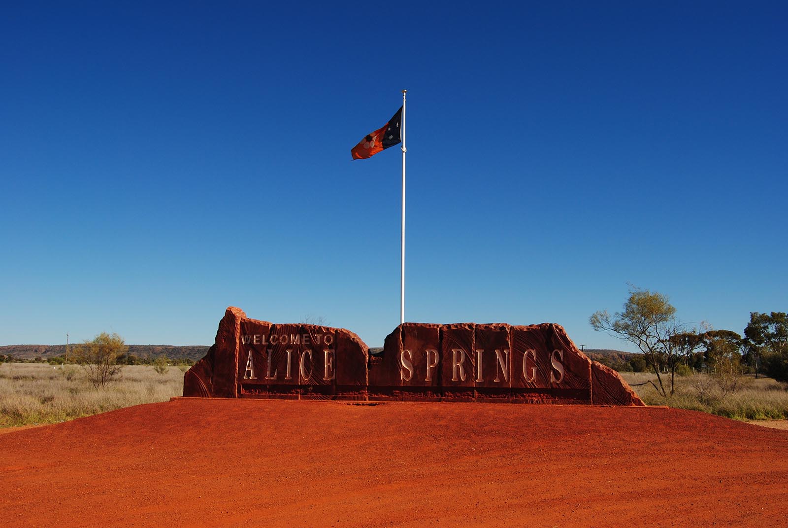 Welcome to Alice Springs sign | Welcome to Alice Springs Welcome to Alice Springs sign | Welcome to Alice Springs